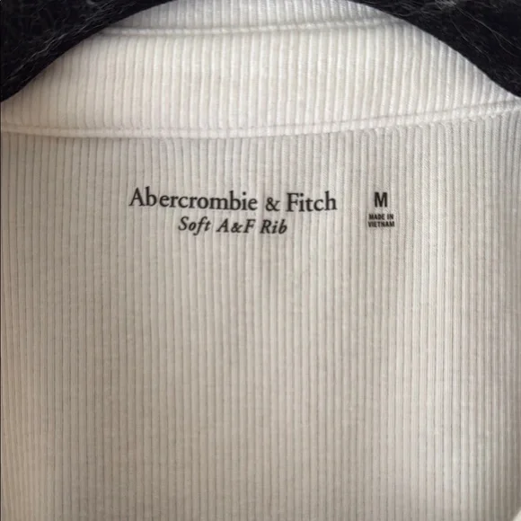 Abercrombie & Fitch White Cropped Polo Tank - Picture 2 of 2